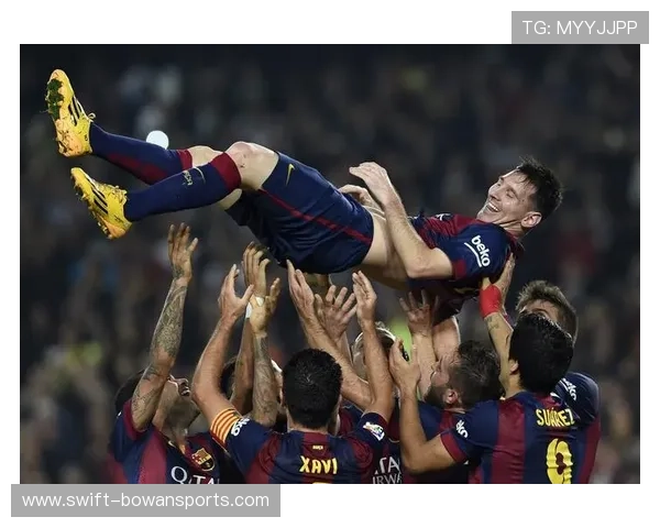 十号球星激情庆祝足球进球瞬间 精彩动作重燃赛场热血